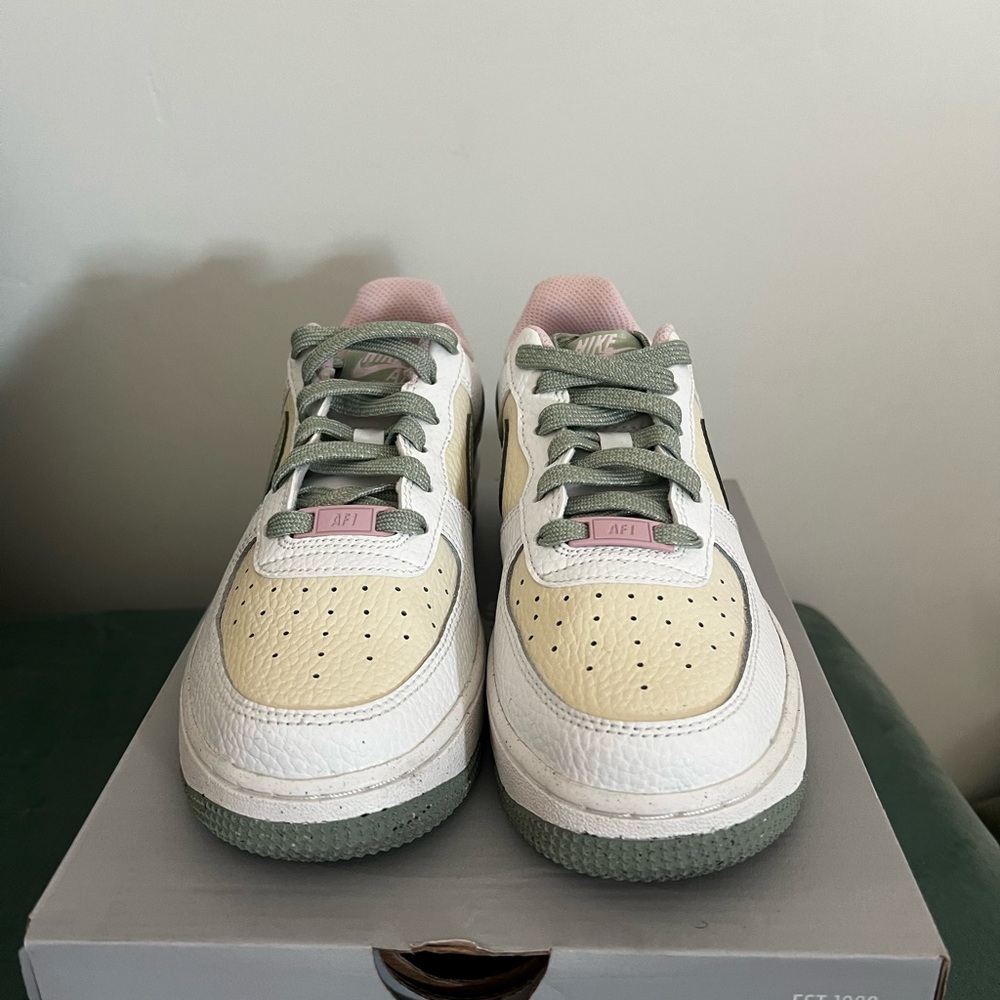 Nike Air Force 1 Sneakers
